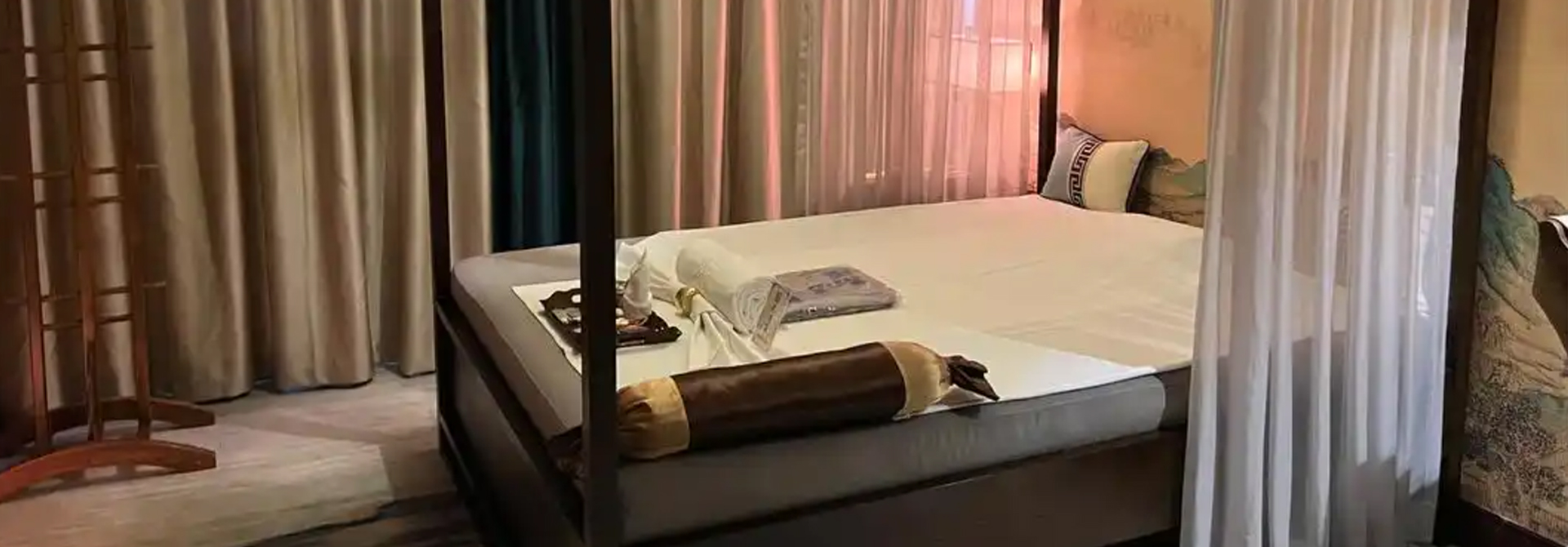 青岛Xinxi养生会馆高端养生馆